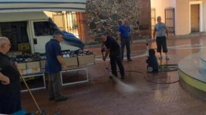 Tak Miliki Pekerja Kebersihan, Wali Kota dan Anggota Dewan di Italia Ikut Menyapu Jalan