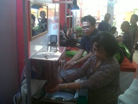 Maria Tunggu Investor Produksi Wastafel Sensor
