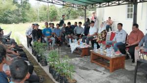 BERIKAN-BIBIT-PETANI.jpg