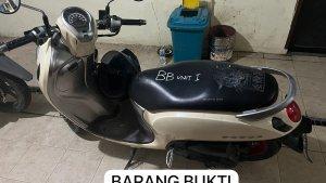 Barang-bukti-motor-yang-hilang-dicuri-pelaku.jpg