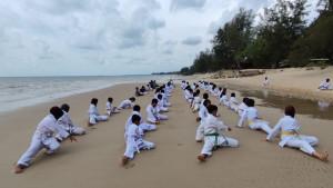 Bela-diri-latihan-bersama-karate-Dabo-Singkep-Lingga.jpg
