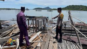 Dapur-Rumah-ambruk-di-Pulau-Duyung-Lingga-Kepri.jpg