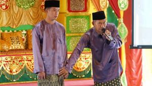 Disbud-Lingga-sosialisasi-berpakaian-patut-baju-kurung-Melayu.jpg