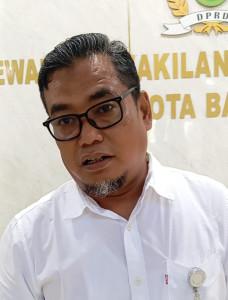 Dr-mustofa-anggota-komisi-I-DPRD-Batam.jpg