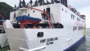 Foto-Kapal-Roro.jpg