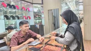 Harga-emas-di-Batam-hari-ini-turun-wak.jpg
