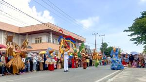 KREASI-BUSANA-KARNAVAL-BUDAYA.jpg