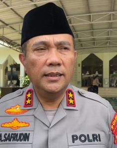 Kapolda-Kepri-Irjen-Pol-Asep-Safrudin-usai-sholat-Jumat.jpg