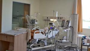 Korban-di-Ruang-ICU-RS-Mutiara-Aini.jpg