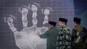 Menag-Yaqut-Cholil-Qoumas-di-MAN-Insan-Cendekia-Batam-Kepri.jpg