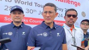 Menteri-Pariwisata-dan-Ekonomi-Kreatif-RI-Sandiaga-Uno-diwawancarai-saat-door-stop.jpg
