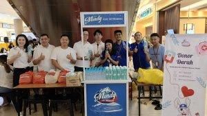 Mindy-Mineral-Water-menggelar-booth-dan-membagikan-souvenir-serta-air-mineral-bagi-para-peserta.jpg