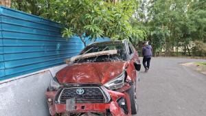 Mobil-Yaris-2.jpg