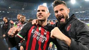 batam/Olivier-Giroud-dan-Theo-Hernandez-selebrasi-usai-pertandingan-Napoli-vs-AC-Milan.jpg