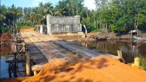 Pembangunan-jembatan-Marok-Kecil-Lingga.jpg