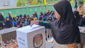 Pemilihan-OSIS-atau-OSIM-MTSN-Lingg.jpg