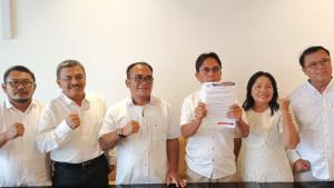 Pengurus-paguyuban-marga-toga-Aritonang-Partogabe-Batam-nyatakan-dukungan-untuk-James-Aritonang.jpg