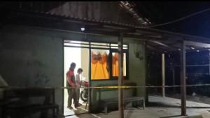 Rumah-Miswati-dipasangi-polisi-line-pasca-pembunuhan-brutal-oleh-Wawan.jpg