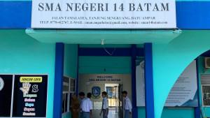 Sekolah-SMA-N-14-Tanjung-Sengkuang-Batam-tempat-korban-mengecam-pendidikan.jpg