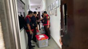 Tim-jaksa-geledah-kantor-PT-Bias-Delta-di-Batu-Ampar-Batam-dan-amankan-sejumlah-dokumen-PNBP.jpg