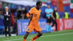 Transfer-Manchester-City-Jeremie-Frimpong-dan-Kyle-Walker.jpg