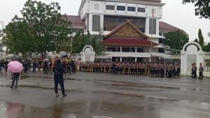 Unjukrasa-ojol-polisi.jpg
