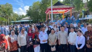 Wapres-Gibran-Datangi-SMKN-Batam-6888.jpg