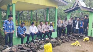 Wisata-Religi-Kapolres-I-Gusti-ke-Makam-Keramat-Siantan-Upaya-Pelestarian-Budaya.jpg