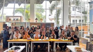 batik-fashion-week-2025.jpg