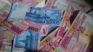 rupiah_20150813_120649.jpg