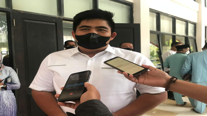 Plt Bupati Bintan Apresiasi Program Baznas, Salurkan Sembako saat Pandemi Covid19