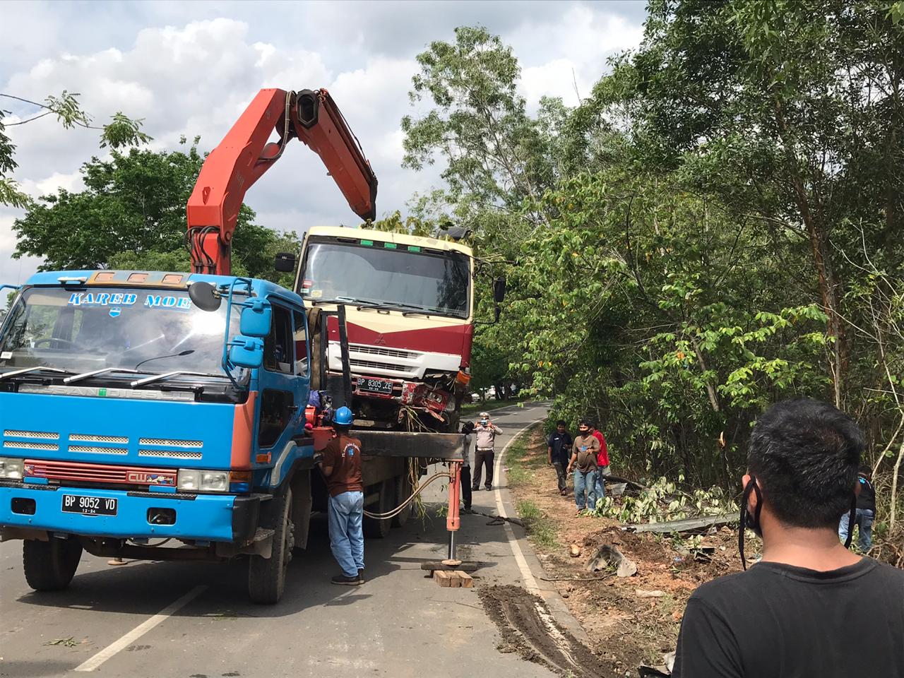 KECELAKAAN DI BATAM - Tiga Jam Lumpuh, Arus Lalu Lintas di Jalan Gajah Mada Tiban Kembali Normal