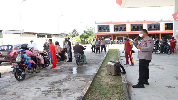 Ikut Vaksinasi Covid-19, Warga Karimun Dapat BBM Gratis Pertalite 2 Liter