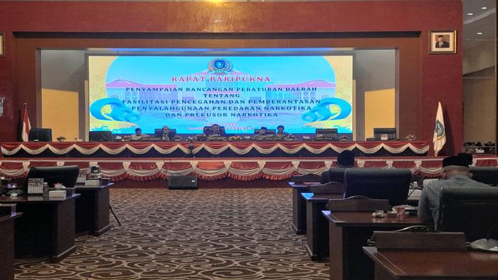 Rapat Paripurna DPRD Kepri Bahas Dua Ranperda