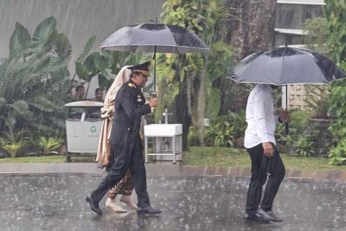 Isu Reshuffle Kabinet Prabowo, Eks Wakapolri Ahmad Dofiri Berbaju Dinas Lengkap Tiba di Istana