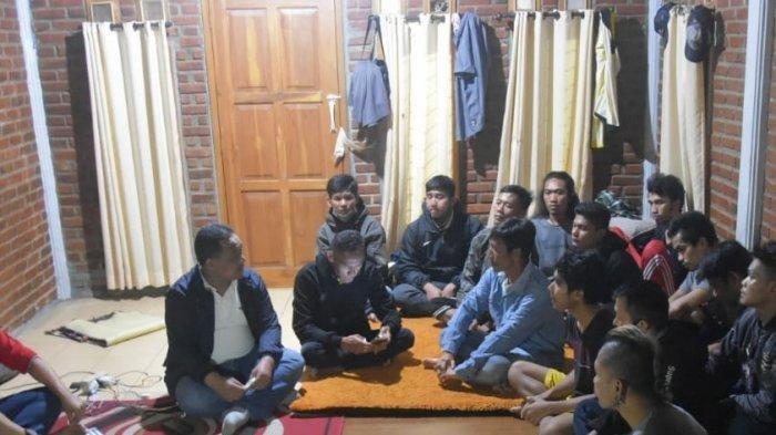 15 ABK Lemas dan Kelaparan, Terlantar di Sebuah Rumah Mewah