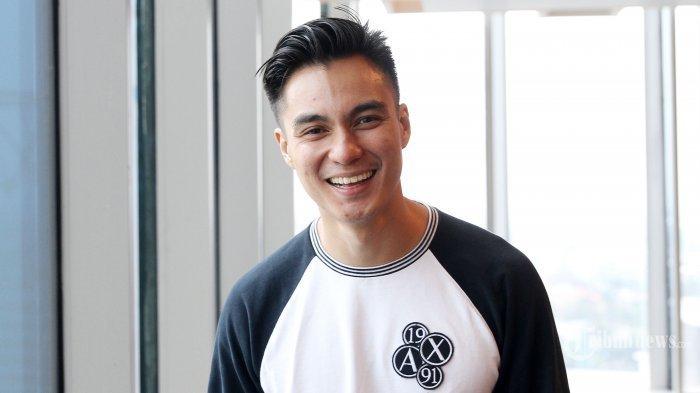 Reaksi Baim Wong saat Didatangi Seorang Ibu Minta Uang dan Ancam Berbuat Nekat: Aduh Ampun