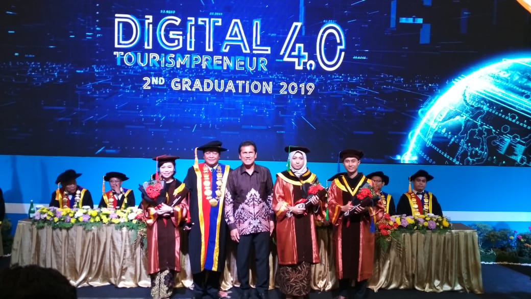 Batam Tourism Polytechnic Mewisuda 36 Mahasiswanya, Buka Peluang Karir di Seluruh Dunia