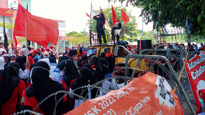 Buruh Batam Tolak Nilai UMK 2022, Ancam Demo Besar-besaran dan Mogok Kerja