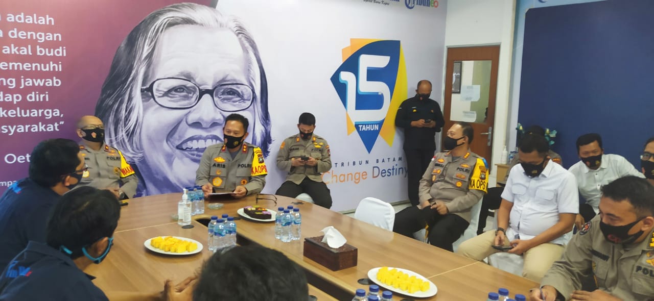 30072020kapolda-kepri-ke-tribun-batam.jpg