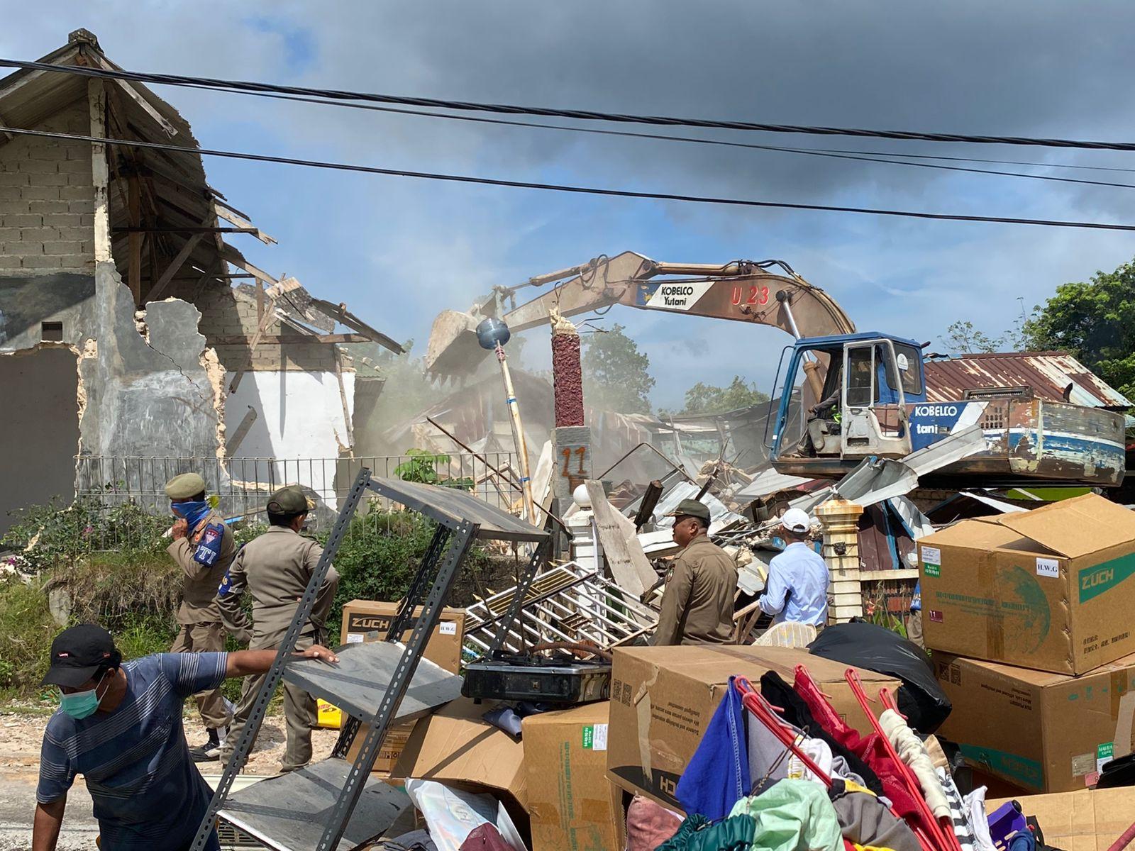 Alat-berat-terus-robohkan-rumah-warga.jpg