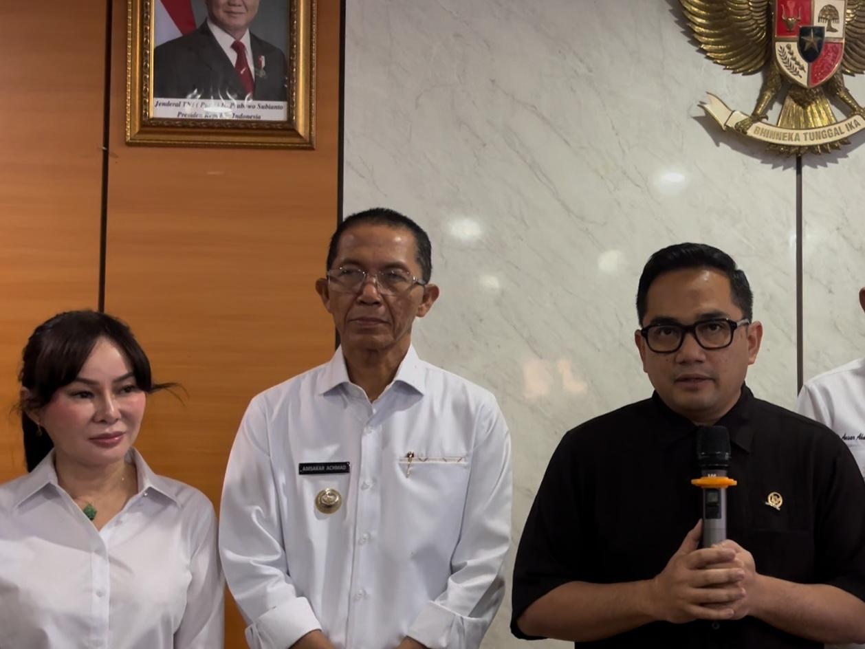 Komisi II DPR RI Respons Usulan Lex Specialis Adminduk Batam, Pemko dan BP Batam Akan Dipanggil - Tribunbatam.id