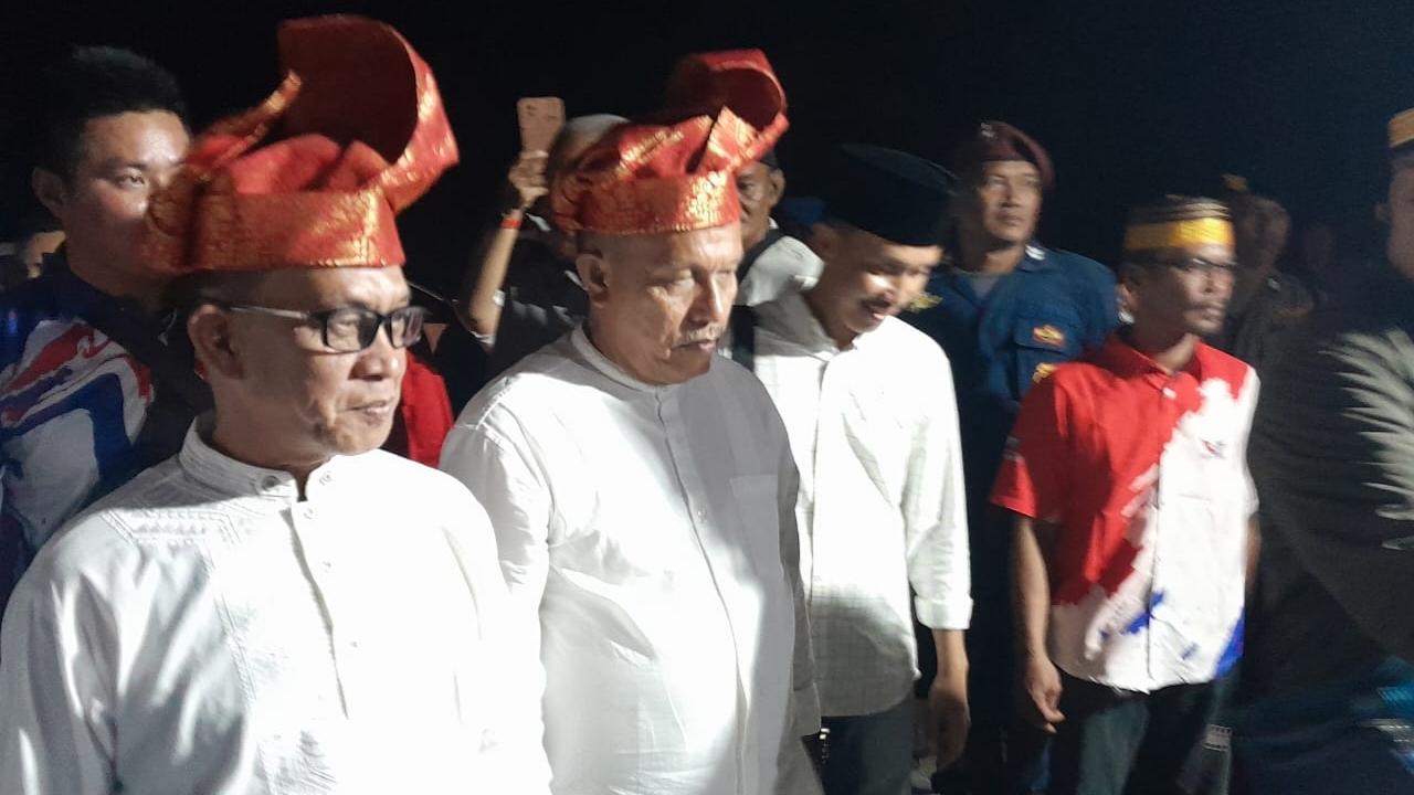 Awe - Ishak di Pilkada Lingga 2024 Bersiap ke RSBP Batam Jalani Tes Kesehatan