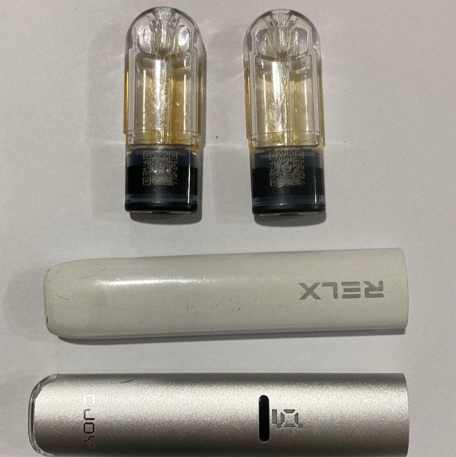 Polisi Ringkus Dua Warga Batam Gegara Edarkan Vape Berbahaya Mengandung Etomidate