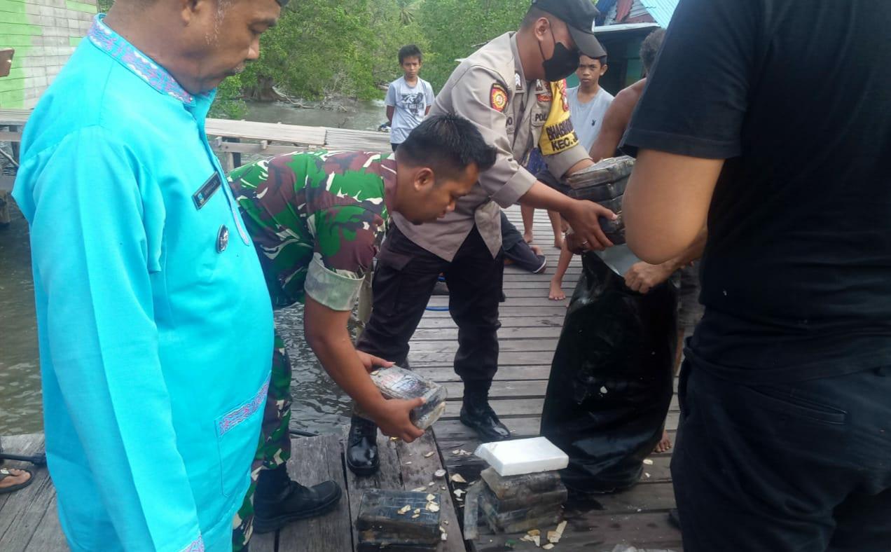 Nelayan Anambas Temukan 36 Paket Mengandung Kokain dan Benzodiazepin di Pantai