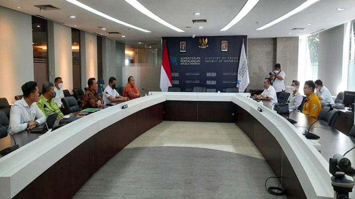 Bupati Anambas & Gubernur Kepri Datangi Kemendag, Gesa Pembangunan Pasar Hingga Kawasan Loka