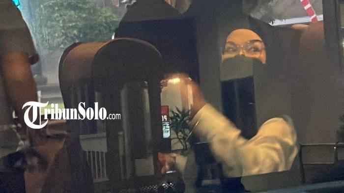 KPK Segel Dua Rumah Rahasia Bupati Sukoharjo, Sita Aset Senilai Rp21,2 Miliar - Tribunbatam.id
