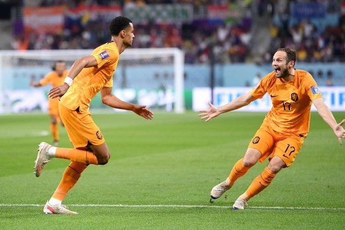 Duel-Belanda-vs-Ekuador-fase-Grup-A-Piala-Dunia-2022-babak-pertama.jpg