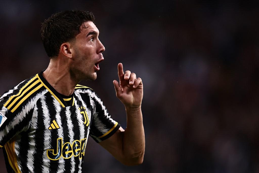 Dusan-Vlahovic-selebrasi-setelah-cetak-gol-saat-laga-Juventus-vs-Bologna.jpg