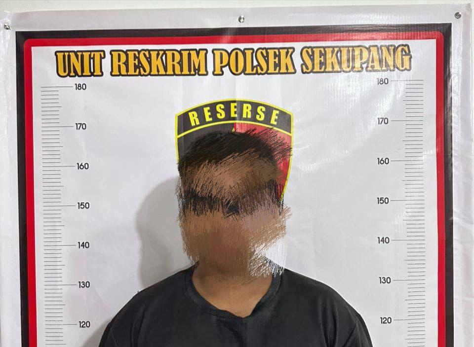 FBR-14-pelaku-pencabulan-remaja-anak-dibawah-umur-di-Sekupang-ditangkap-Polisi.jpg